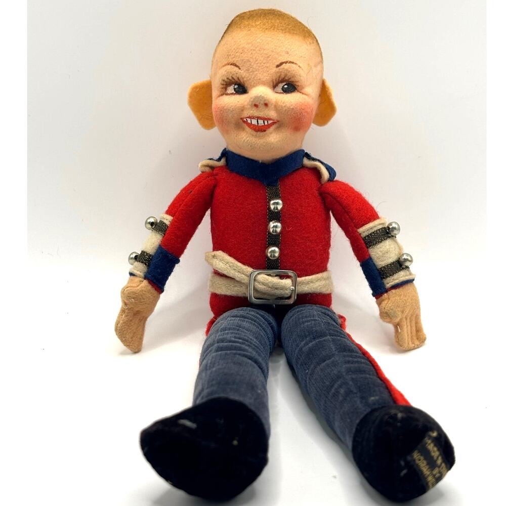 VTG 1940's Norah Wellings, 10" English Guard Doll, Cloth/Plaster, England
